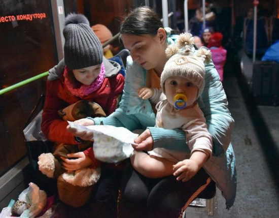 Мощные танковые кулаки ВСУ ждут последний приказ на наступление. Если есть возможность - ЭВАКУИРУЙТЕСЬ (2022)