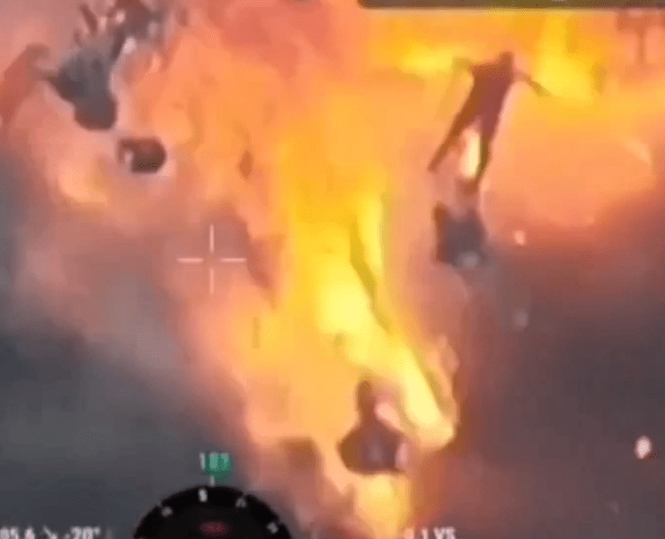 07.03.2024 Последние новости с Украины. Часов Яр превратился в город призрак. Появились кадры выхода подразделений ВСУ из «часика» (Часов Яра). Видео боевых действий на Украине на сегодня. (13 видео)