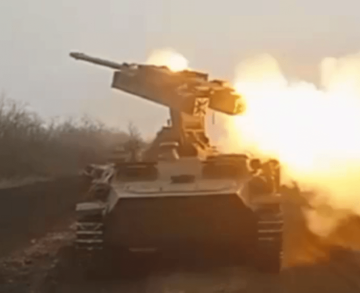 22.03.2024 Новости с Украины. Война на Украине, Авдеевка: ВС РФ выбили врага с Тоненького, враг жестко сопротивляется. Артемовск: Наши прорываются к Часов Яру, дома ровняем ФАБами. (13 видео)