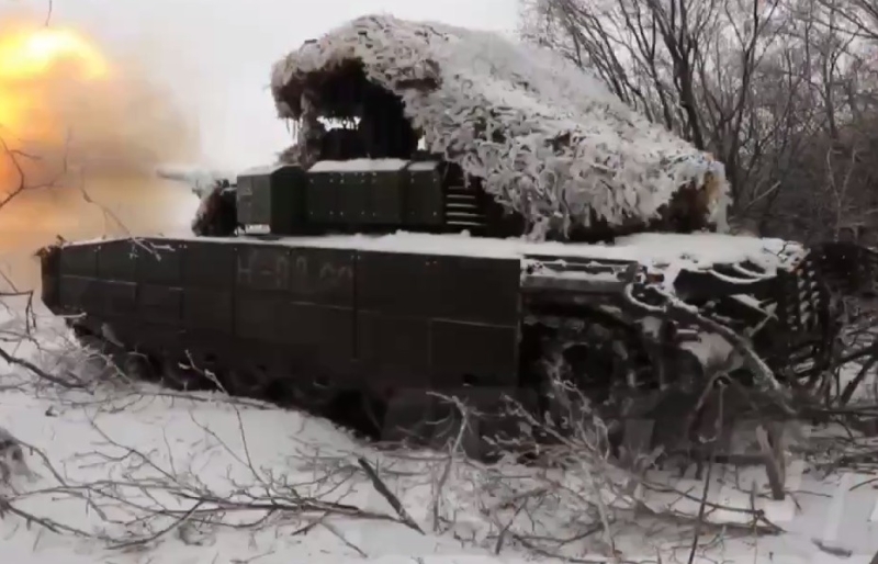 15.12.2023. Жесткие кадры уничтожения ВСУ, снятые квадрокоптером. Сводка с фронта Украины на сегодня: Авдеевка, Купянск, Артемовск, Херсон. (14 видео).