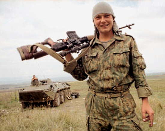 30 глупых вопросов снайперу-офицеру с боевым опытом. За последние 10 лет снайперы стали опаснее в 3 раза! (2022)