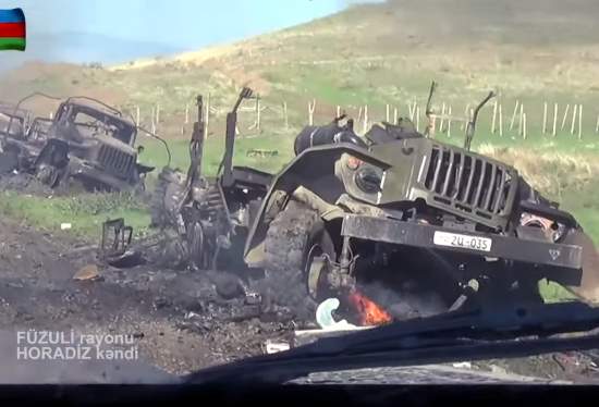 Азербайджан захватывает одни руины старой войны. Очередная разгромленная колонна армянской техники (7 видео, 2020)