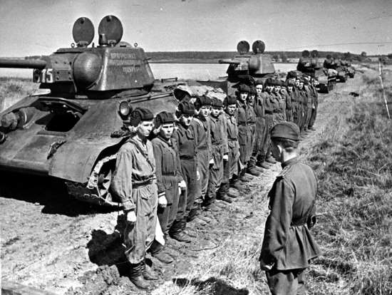 Что если бы Красная армия в 1941 сражалась как под Курском в 1943? Георгий Жуков как-то ответил на этот вопрос (Алексей Исаев, 2021)