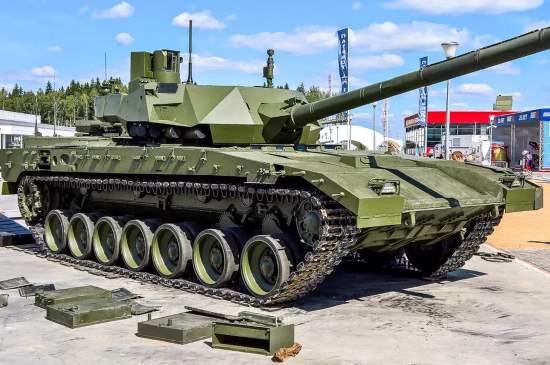 Что может ждать "Армату" на выставке IDEX-2021 а ОАЭ? (2021)