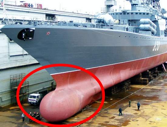 Что находится внутри этой штуки на носу военного корабля? "Сталкеры" проникли туда и увиденное их поразило (2020)