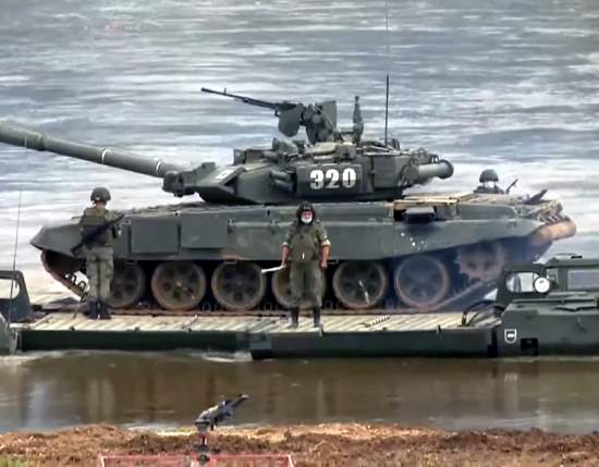 Динамический показ техники "Армия 2020". Лучшие кадры: танки, ВДВ, артиллерия (6 видео, 2020)