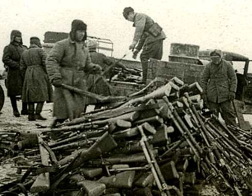 "Если это дойдет до начальства, то не избежать трибунала!". Сталинградские трофеи. Как их использовали красноармейцы? (2021)