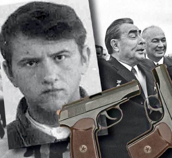 Феноменальная удача человека, который хотел убить Брежнева. За сутки убежал с оружием на самолете и добыл форму милиционера (2020)
