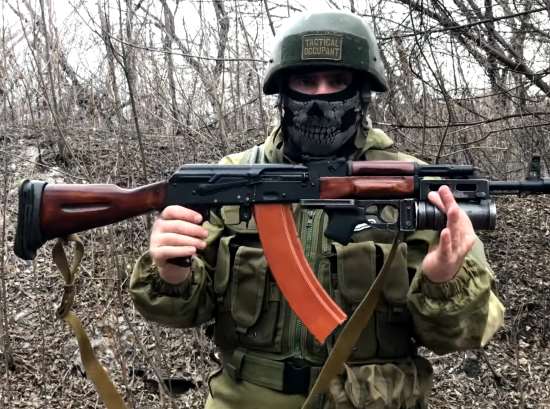 Фронтовой обвес АК-74: "Вот это МУЖСКОЙ ТЮНИНГ оружия! Самый реалистичный АК для боевых действий" (2021)