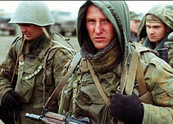 ГЕРОЙ с большой буквы или наемник? Подвиг ефрейтора Морозова (2021)