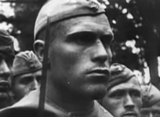 Глухонемой боец-герой Красной армии. Немцы не смогли его допросить и решили повесить, но тут их ЖДАЛ СЮРПРИЗ... (2021)