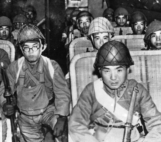 Хиросима - это «раздутая» военная трагедия. Один из 68 уничтоженных американцами городов (2019)
