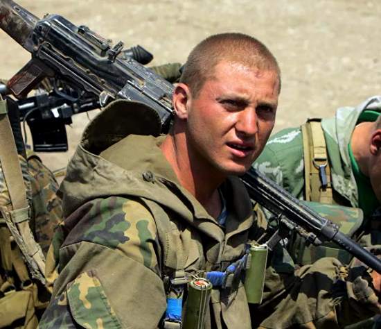 Измена на войне в Чечне. Тыловики украли у спецназа два пулемета и жестоко поплатились за это: "Зампотыл замутил бизнес с бородачами" (2020)