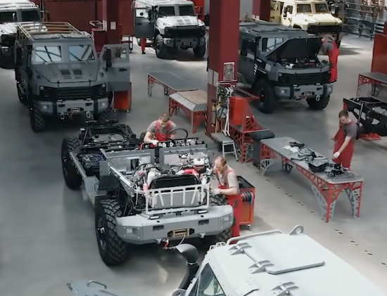 Как делают бронеавтомобили, которые уходят на экспорт. Эксклюзив с завода броневиков (2021)