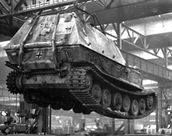 Как отзывались немцы о Фердинандах, после боев на Курской дуге? "Иногда гильзу приходилось выбивать молотком" (2019)