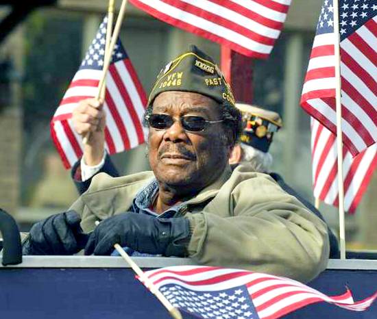 Как празднуют День Победы 9 мая в разных странах (2019)