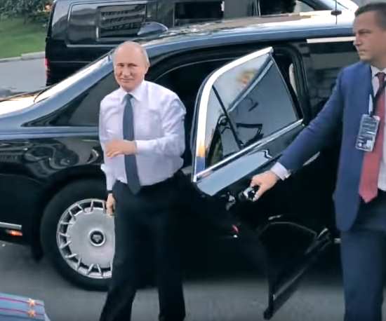 Как устроены якобы спонтанные вылазки президента из лимузина? Вся правда про кортеж Путина и работу ФСО (2021)
