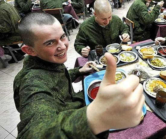 Как выглядит ДИСБАТ 2020? Водила попал в ДТП, залетел в эту тюрьму для военных и рассказал, что там увидел (2020)