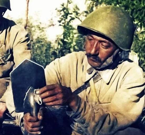 Какие солдаты любили драться на саперных лопатках? У немецких солдат была паника при их виде (2020)