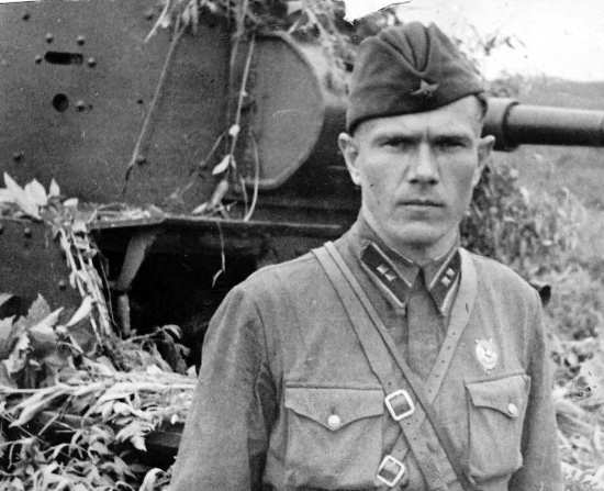 Каково быть танкистом? "Подо мной сожгли 4 машины. Есть что рассказать" (2021)