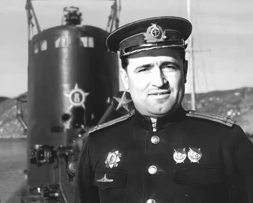 Капитану Немо такое и не снилось. Советская подлодка С-56 приняла на себя 3000 глубинных бомб и 19 раз объявлялась погибшей (2020)
