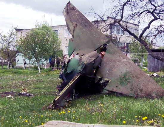 Катастрофа Як-130 в Барановичах. Почему не было никакого подвига и самолет никто от домов не уводил? (2021)