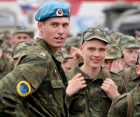 Колкие стереотипы о всех родах войск в российской армии. Слабоневрным не смотреть (2020)