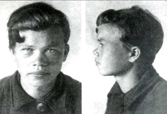 Красноармейцы думали, что у них появился свой "сын полка". Они жестко ошибались! (2022)