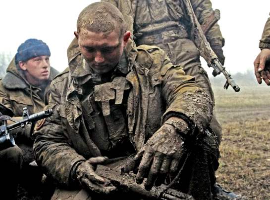 "КУДА ТЫ ПРЕШЬ!? У тебя дома жена и сын!". Бой 84-го разведбата в окружении у "Волчьих ворот", глазами участников (2021)