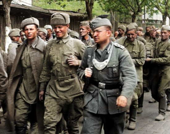 Любительская немецкая киносъемка окружения Красной армии в Барвенковком котле (2021)