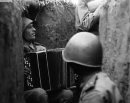 Мелодии с которыми уходили на смерть. Почему советские идеологи противились песне "Священная война"?  (2020)