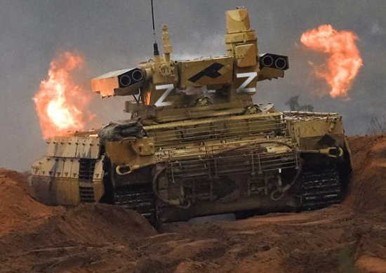 На Донбассе впервые засветились российские БМПТ для ТЯЖЕЛЫХ уличных боев (2022)