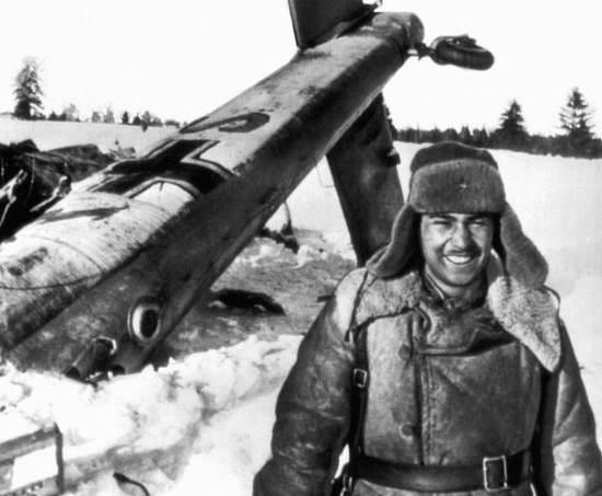 Немецкий "самолет-фиаско". Мессершмитт Bf.110 был создан, чтобы уничтожать любые самолеты противника, но вышло наоборот (2020)