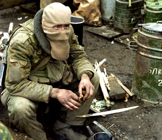 Несколько причин по которым домашние "суперсолдаты" бегут с реальной войны после первых же выстрелов (2020)