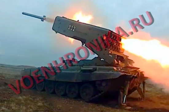 Оставшихся боевиков "Азова" СОЖГУТ огнеметами в промзоне! Первые трофейные видео из разбитой колонны ВСУ и сводки 12 апреля (15 видео, 2022)