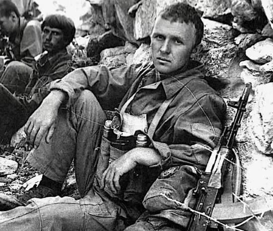 "Отдал в руки сына, а получил бумажку". Пропавший без вести в Афганистане Вадим Смирнов (2020)