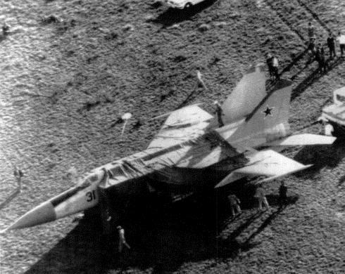 Побег летчика из СССР на секретном самолете. Как это было на самом деле? (2018)