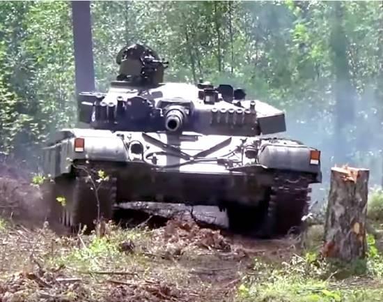 Почему финны полюбили советские танки? (2019)