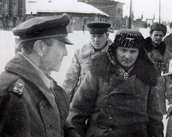 Почему каждый ветеран Сталинградской битвы утверждал после войны, что участвовал в пленении Паулюса? Отвечает эксперт-историк (2020)