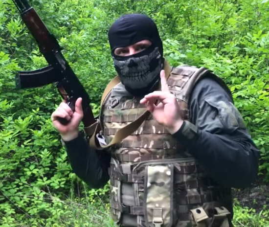 Почему "тактическая перезарядка" на реальной войне губит бойца? Показывает ветеран боевых действий (2021)