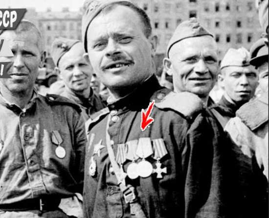 Почему в СССР у ветеранов отбирали боевые награды при выезеде за границу? (2021)