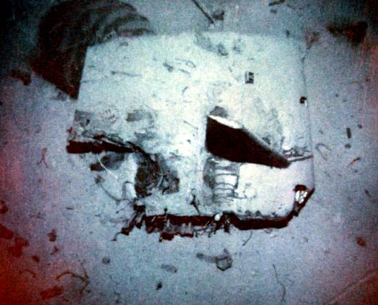 Подлодку "Скорпион" будто кто то разорвал на куски - рубку нашли в 30 метрах от корпуса. Что погубило субмарину? (2020)