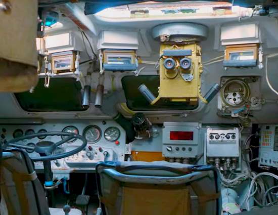 Полностью комплетный БТР с хранения в частных руках - 19 карданов! Обзор от Ивана Зенкевича (2021)