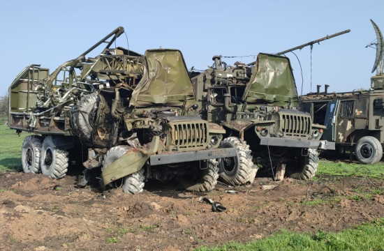 Последние ВИДЕО БОЕВ с Украины: танк ВСУ попал в ловушку! Генштаб ВСУ В УЖАСЕ ожидает ударов по железой дороге Украины (18 видео)