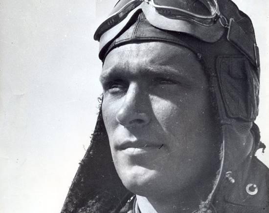 Последний бой Бориса Сафонова - "Я подбит, тяну к кораблям" (2016)