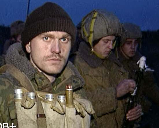 Провальный штурм Грозного силами МВД России 1 января 2000: "Четыре 200-х. Я закрепился, лупим из ПТУРов. Разведка ведет бой" (хроника, 2000)