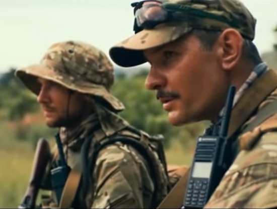 Разбор фильма «Турист» 2021. Самый неожиданный успех российского кино в этом году (2021)