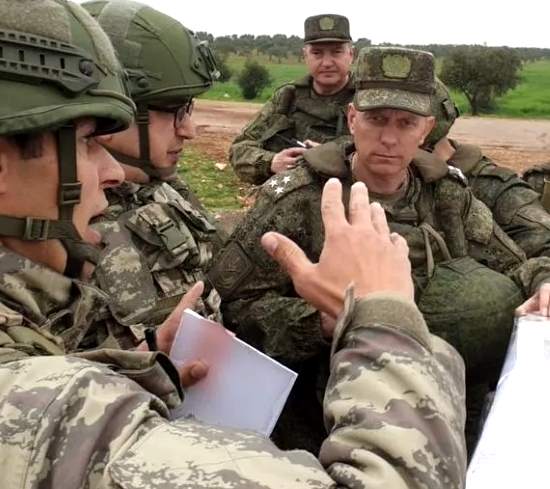 "Россия старается избегать схватки с Турцией". Российский военный эксперт приближенный к правительству РФ о ситуации в Карабахе (2020)