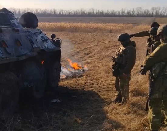 Российские миротворцы входят в Донбасс! Видео уничтожения БМП и БТР украинской армии (уже не обновляется, 2022)