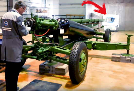 Российские военные показали НЕ ИМЕЮЩУЮ АНАЛОГОВ  броню из композита стекла и золота. Видео обстрела из пушки (2021)